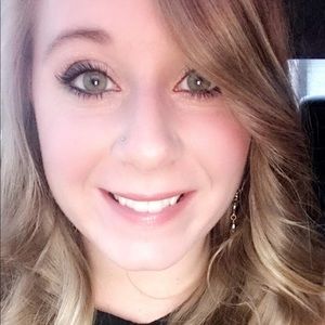 Meet your Posher, Allie